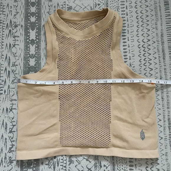 🌸clearance FREE PEOPLE MOVEMENT MESH IN SESSION‎ TANK - LATTE - Picture 4 of 7